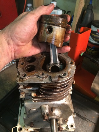 remove stuck piston from engine block